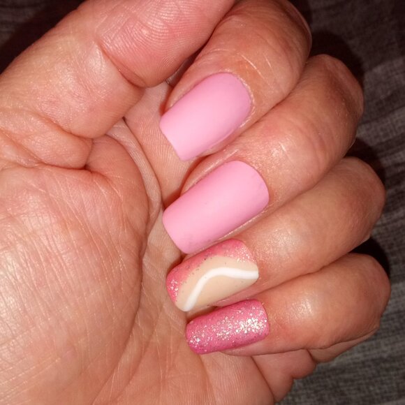 24-pc Pink Matte Sparkle Swirl Press-on Nail Set - Picture 4 of 7